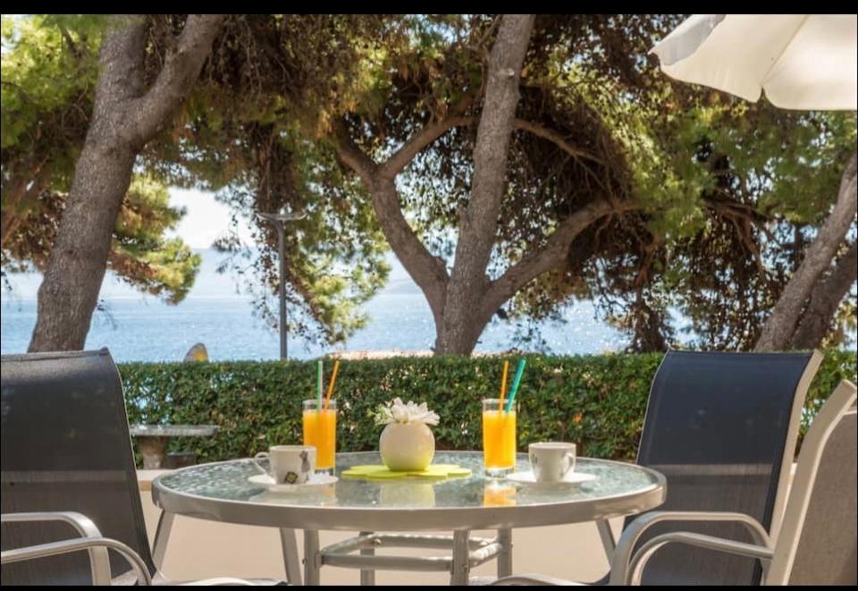 Apartment Promenade Zlatni Rat Bol Exteriör bild