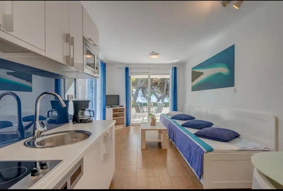 Apartment Promenade Zlatni Rat Bol Exteriör bild
