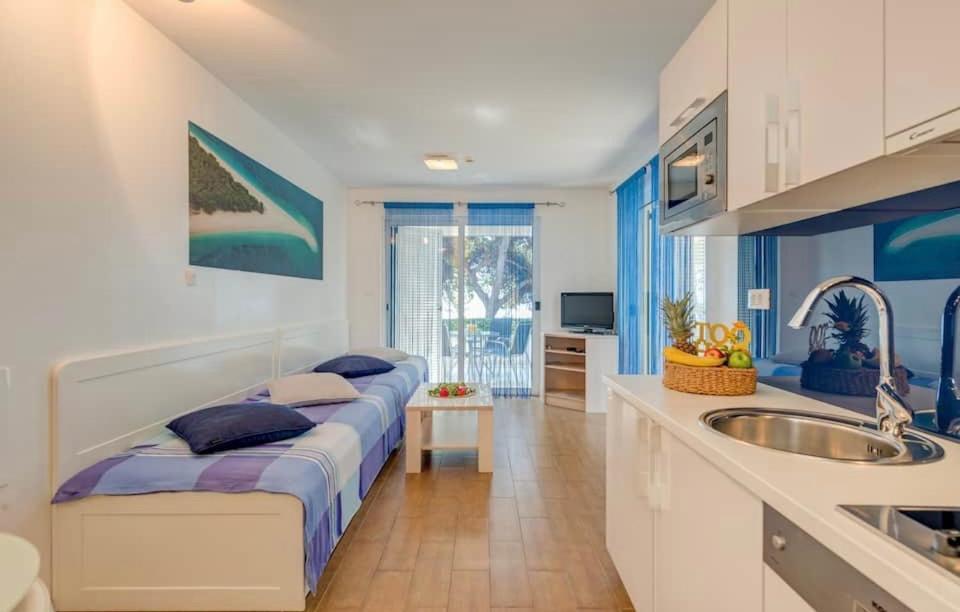Apartment Promenade Zlatni Rat Bol Exteriör bild
